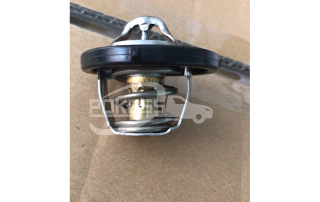 C20115171C DM5G8575AA 1820864 1712228 Thermostat Housing for Ford Focus 12 1.6/Ecosprot 1.5/Fusion/Festiva 13 1.5