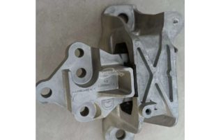 JX616F012KE JX616F012CD JX6Z6038L JX6Z6038B 2206803 Engine Mounting for Ford Focus 1.5