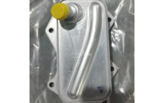5048312AA 5048312AB 5048312AC Engine Oil Cooler Assembly for Jeep 2.0L 2018-2024