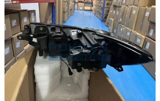 GD9Z13008C GD9Z13008L GD9Z13008S GD9Z13008Z Head Lamp R for Lincoln Continental