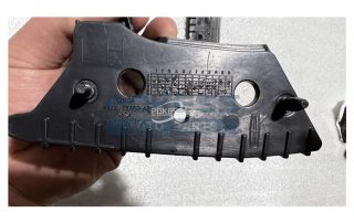 GD9Z17C947C Front Bumper Bracket L for Lincoln Continental 17