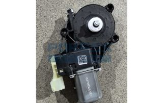 6CP114553G1A 6CP114553G1B UC9M5858X 6CP114553H3C 1692246 Front Right / Rear Left Window Lift Motor for Ford Focus 12 Focus15