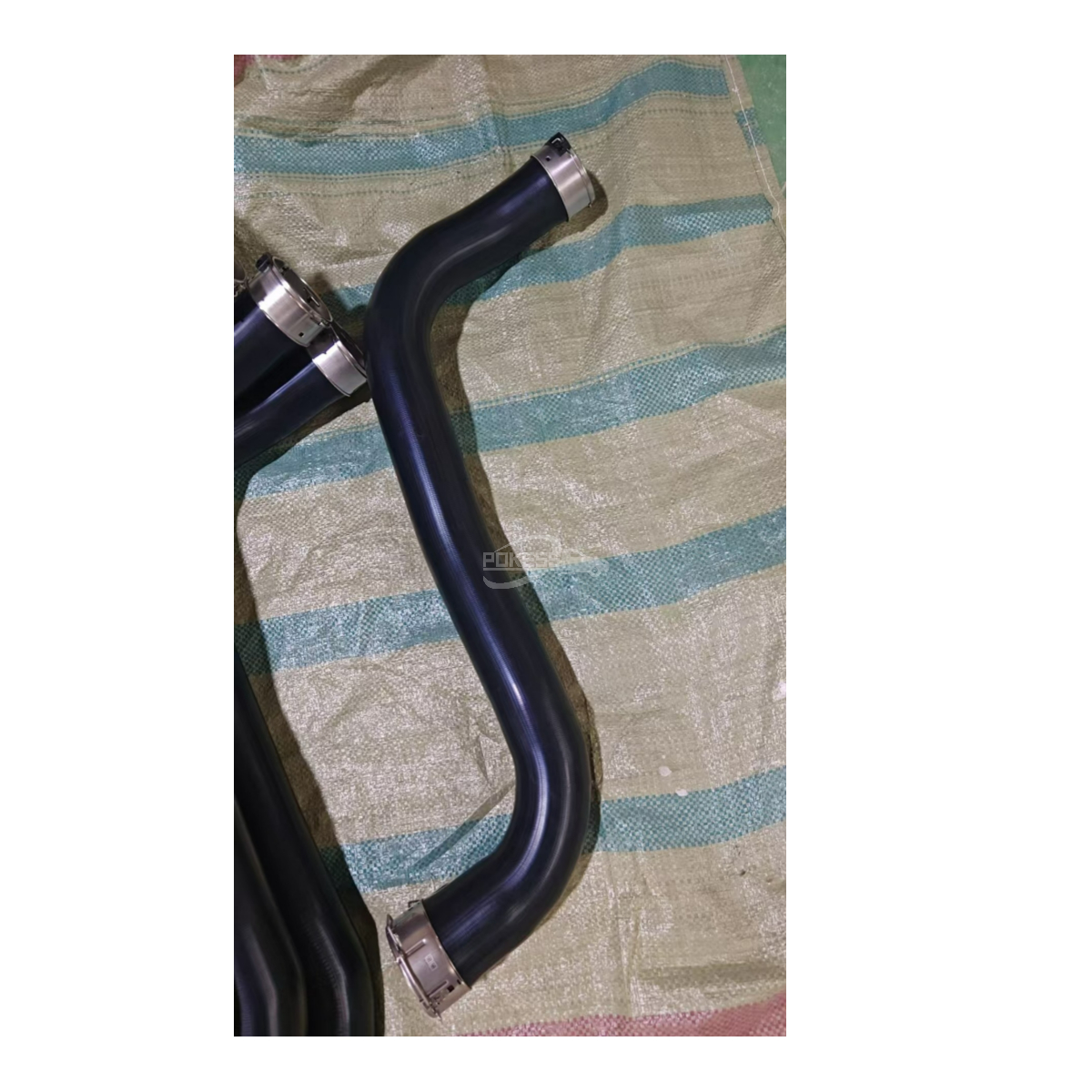MB3G-6F073-KC Intercooler Intake Hose for Ford Ranger T9