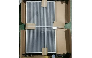 FR3Z8005D FR3Z8005E FR338005AG Radiator 2.3T for Ford Mustang Water Tank Radiator