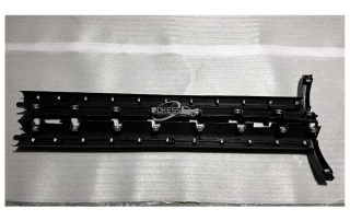 EJ7Z7810176AA- EJ7BS10154AH5YBT 5318868 EJ7Z7810176AA Lower Body Side Skirt R for Lincoln MKC