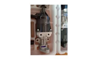 Auto Parts K2GZ9D475A K2GZ9D475B K2GE9D475AA K2GE9D475AB 2234482 CX2598 EGR Valve for Ford Escape 2020