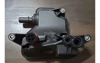 HX7G6C757CA HX7G6C757CC HX7Z6A785C 2510289 Oil-Gas Separator Cover for Escape/F-ocus/Bronco Sport CHD Corsair CTG/2019- 1.5T