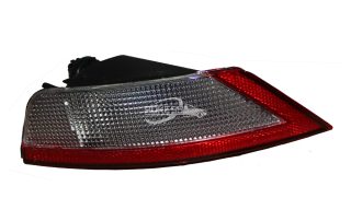 8M5115500AB 431-1318R-LD-UE LQ-FKS-091R 8M5Z15500A Rear Fog Light R for Ford Focus 2009