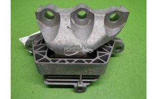Auto Parts Rubber Motor Mounts 84528901 Transmission Mount for Chevrolet MALIBU XL 2016-2023