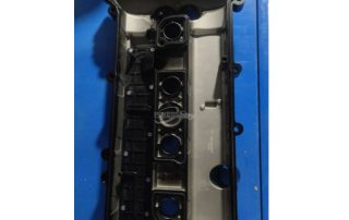 CJ5E6K271BE CJ5E6K271BF CJ5E-6K271-CA 5276511 Valve Cover for Ford Fusion/Mondeo/Edge/Escape/Taurus/Explorer/Mustang