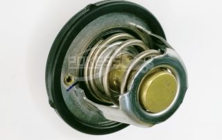 DM5G8575AA C20115171C DM5G8575AA 4M5G8575ZB 1820864 Engine Thermostat for Car Ford Focus 12 1.6 Ecosport 1.5 Fiesta 13