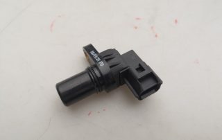 Automobile Parts ZJ0118230 Engine Camshaft Position Sensor for Ford Fiesta 09-12