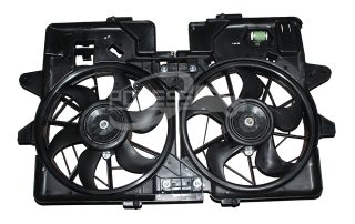 8L8Z8C607B YL8Z8C607AA 5L8Z8C607HB YL8Z8C607EH YF0915025K 2L8Z8C607GA Radiator Cooling Fan Assembly for Ford Kuga 01-07